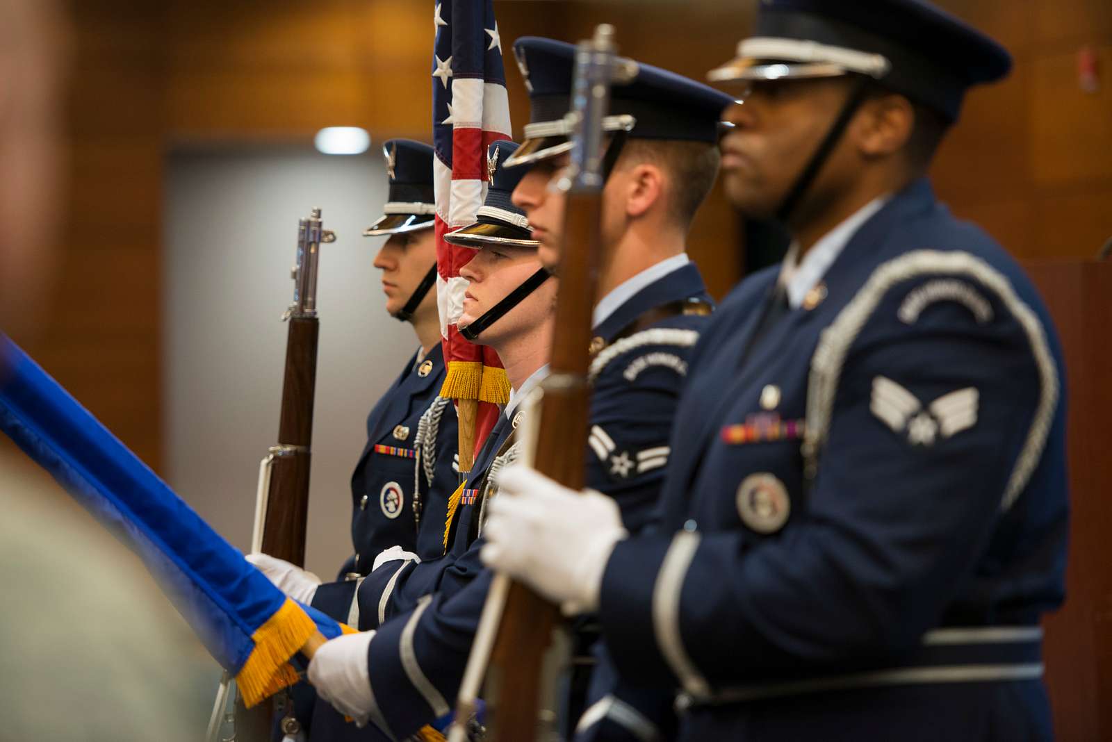 U.S. Air Force ceremonial guardsmen with the Joint - NARA & DVIDS ...