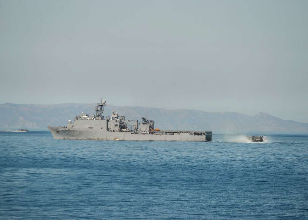 Фрегат Саламис ВМС Греции. F455. Hydra-class Frigate f 453 HS Spetsai (1996).