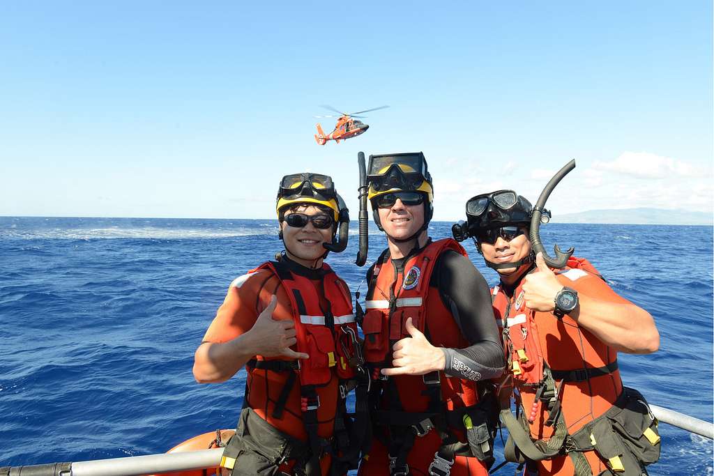 Senior Chief Petty Officer Jeremy Carroll, an aviation - PICRYL ...