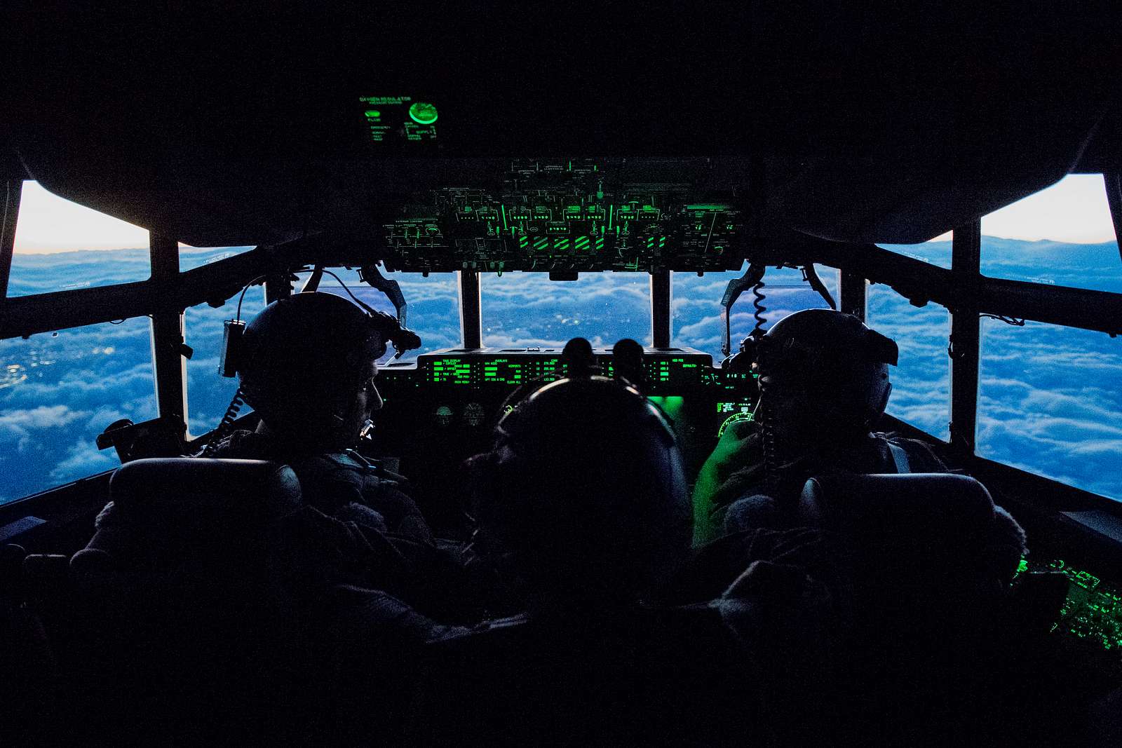 A 41st Troop Carrier Squadron C-130J Super Hercules - NARA & DVIDS ...