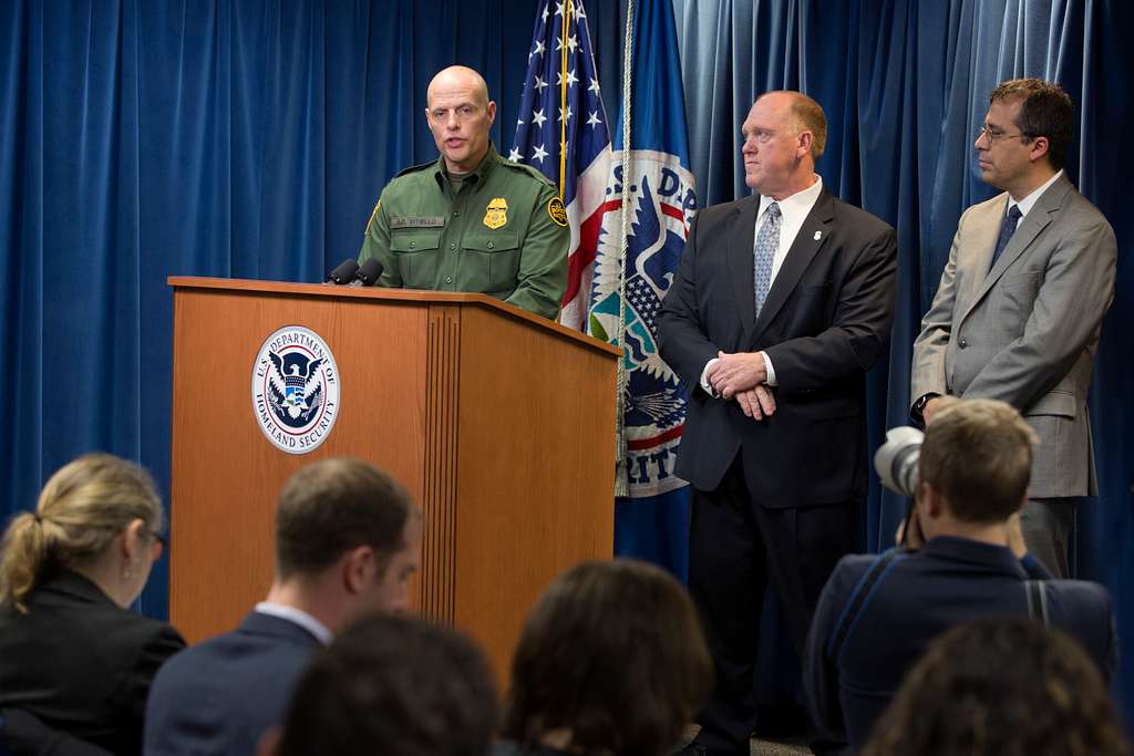 U.S. Homeland Security Secretary denounces Texas immigration law as unconstitutional