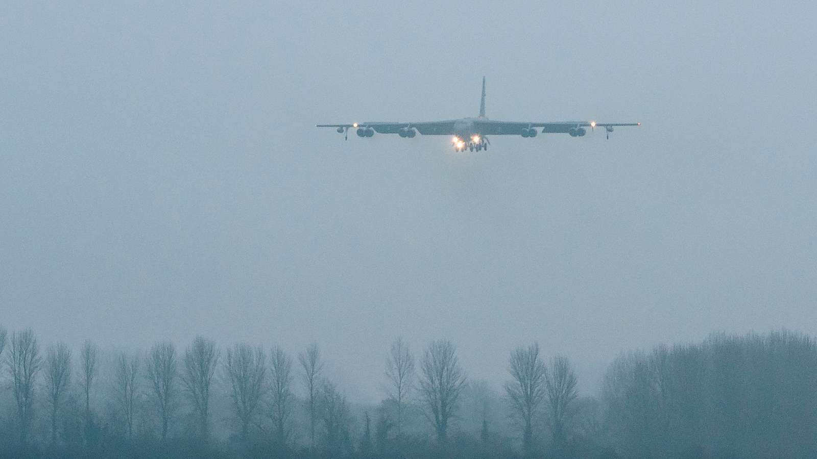 A B-52H Stratofortress Assigned To Air Force Global - NARA & DVIDS ...