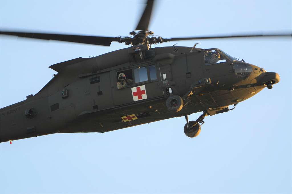 A U.S. Army HH-60 MEDEVAC helicopter from the 1st Air - PICRYL Public ...