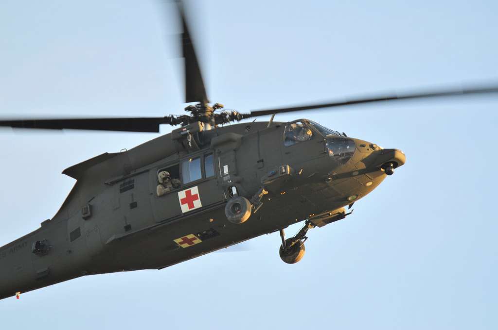 A U.s. Army Hh-60 Medevac Helicopter From The 1st Air - Picryl Public 