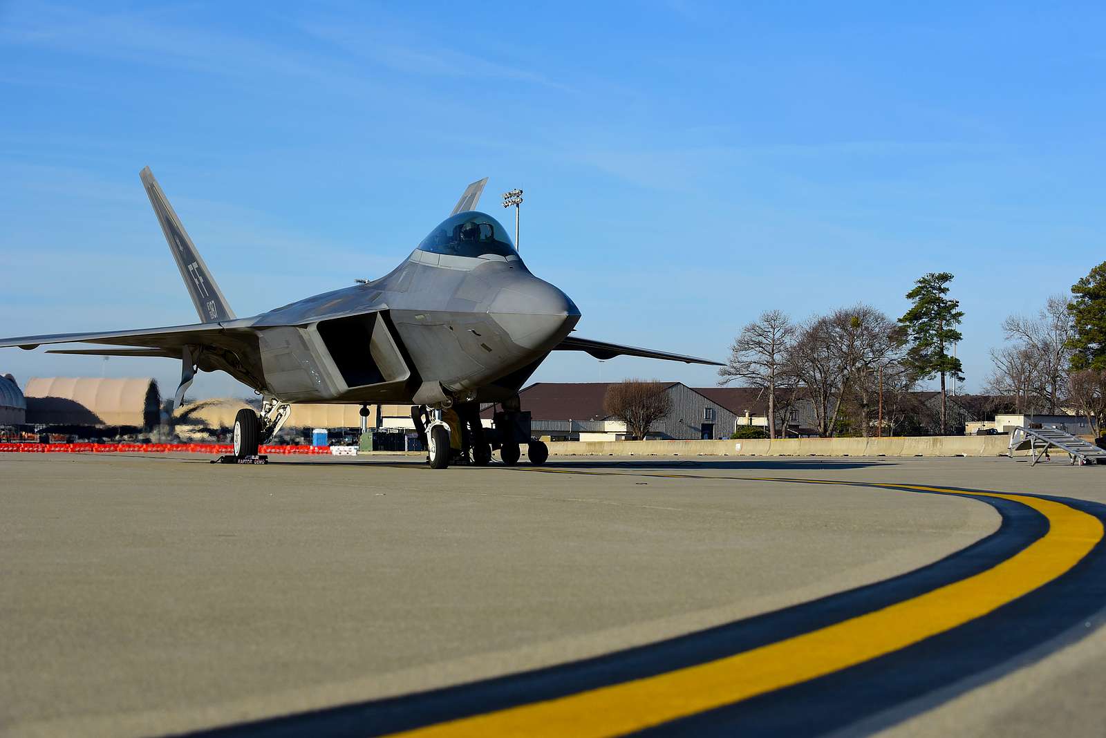 An F-22 Raptor From The Air Combat Command F-22 - NARA & DVIDS Public ...