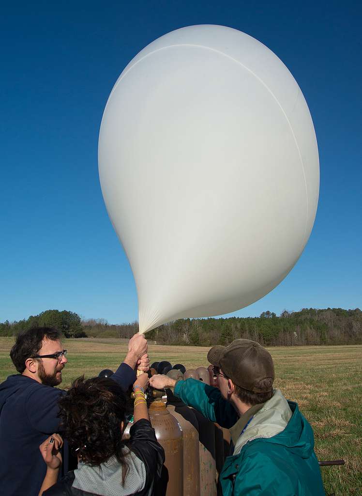 Каким газом заполняют воздушные шары