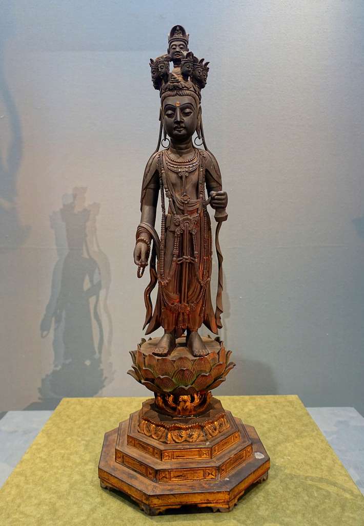 Standing Eleven-faced Kannon Bosatsu (Ekadasamukha), China, Tang ...