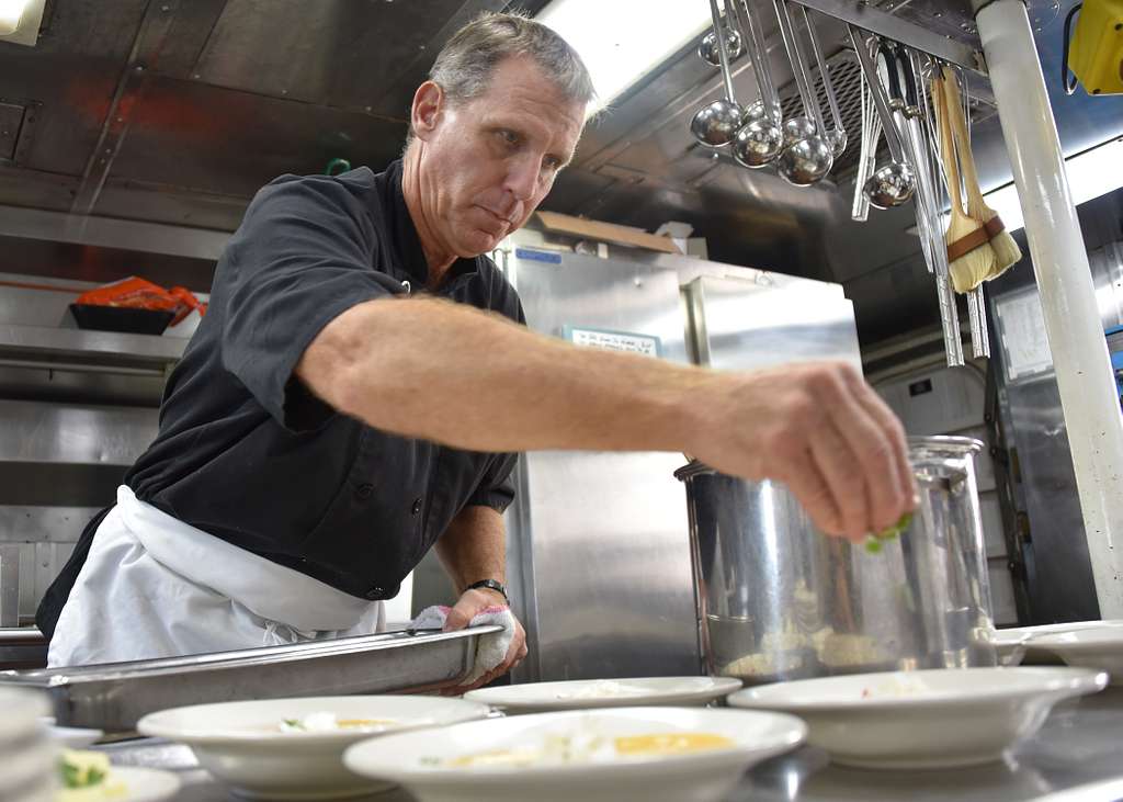 Chef Tim Theisen head chef at Aruba s Beach Cafe PICRYL