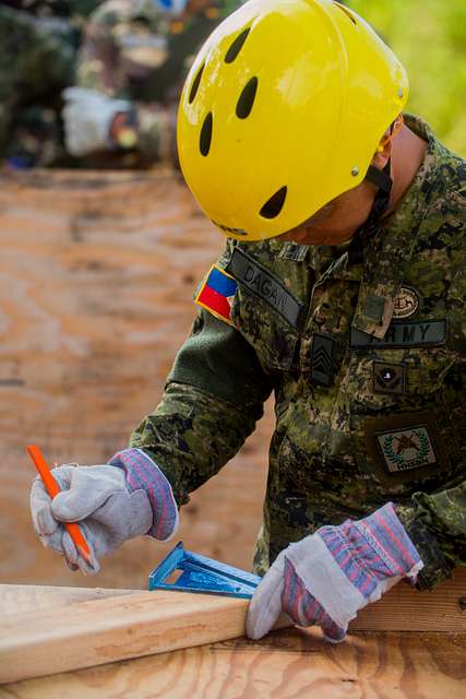 A Philippine Army Soldier With 5th Infantry Division - NARA & DVIDS ...