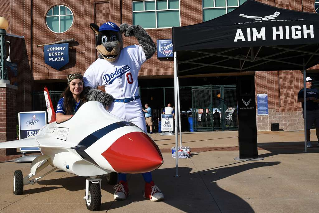 DVIDS - Images - Cincinnati Reds mascots support National Safe