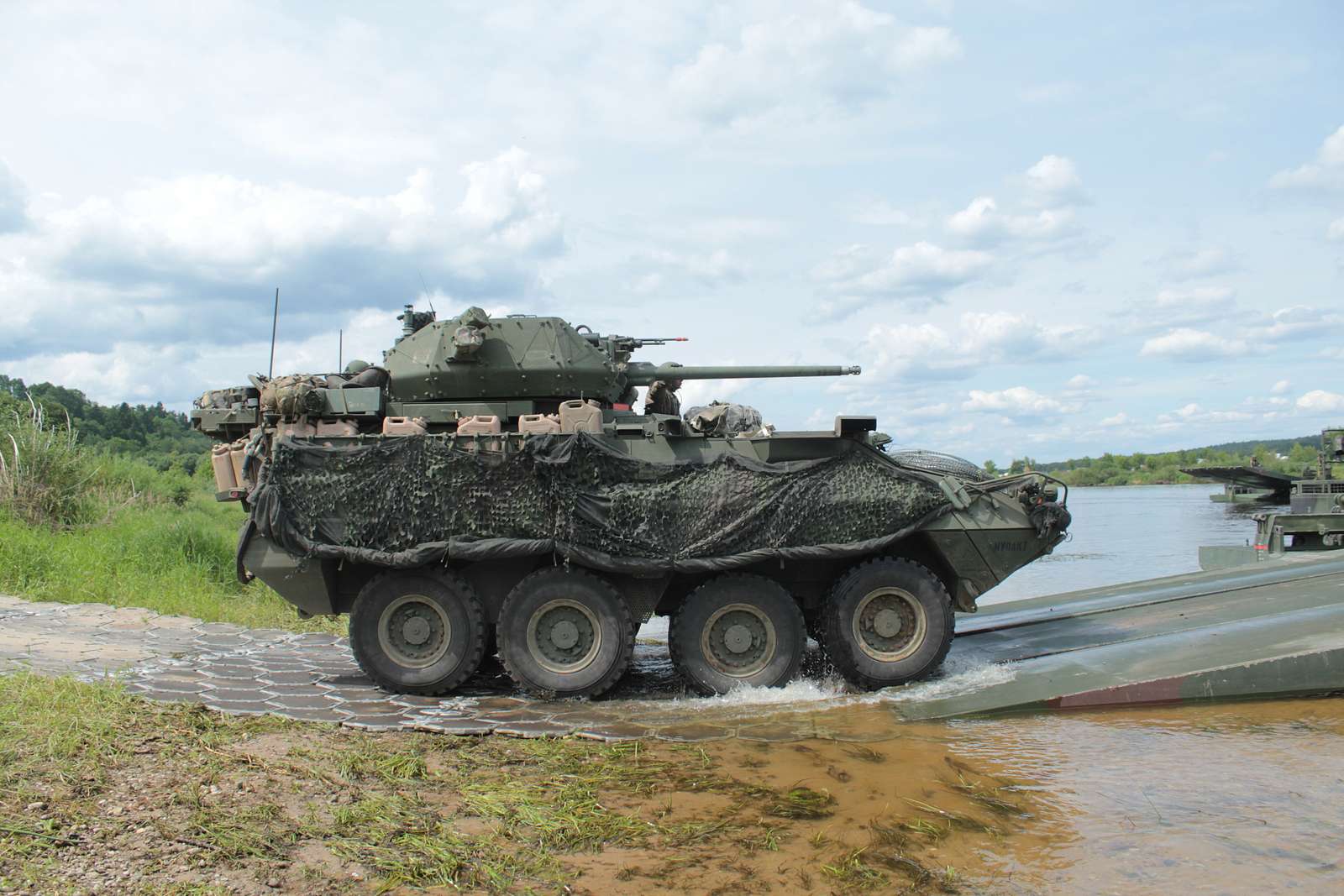 A New 30mm Stryker Infantry Carrier Vehicle - Dragoon - Nara & Dvids 