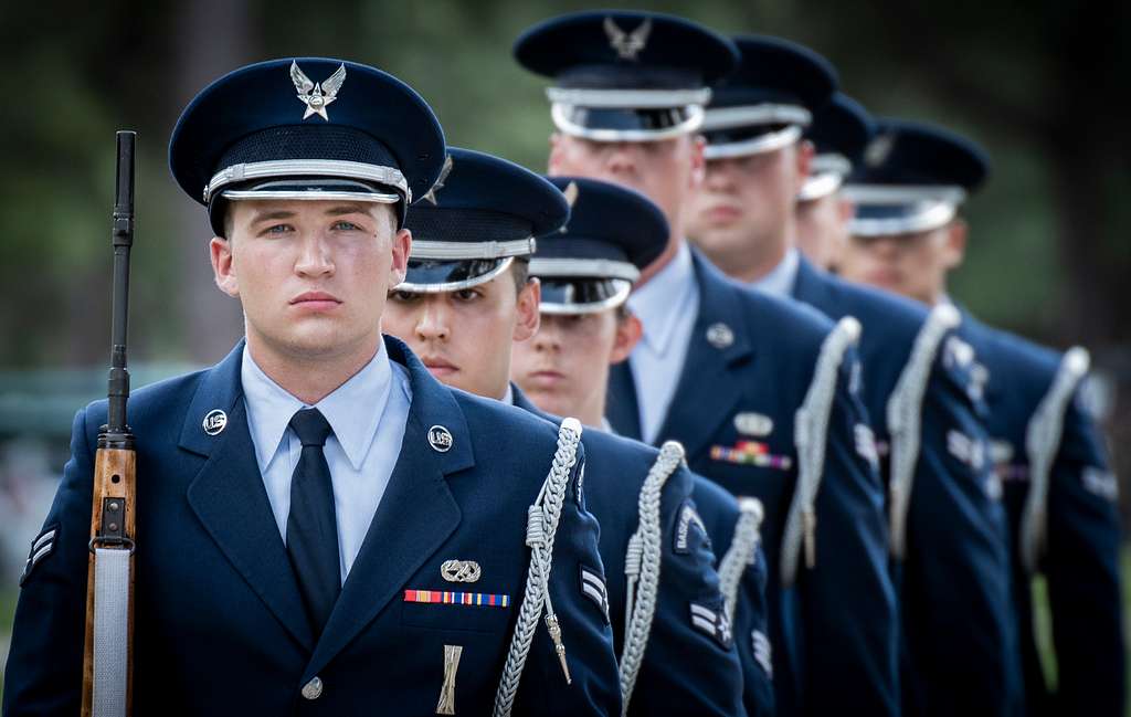 Airman 1st Class Jason Eckenrode, 96th Aircraft Maintenance - PICRYL ...