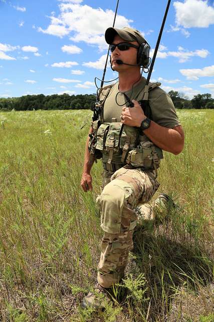 A combat controller with the 125th Special Tactics - PICRYL - Public ...