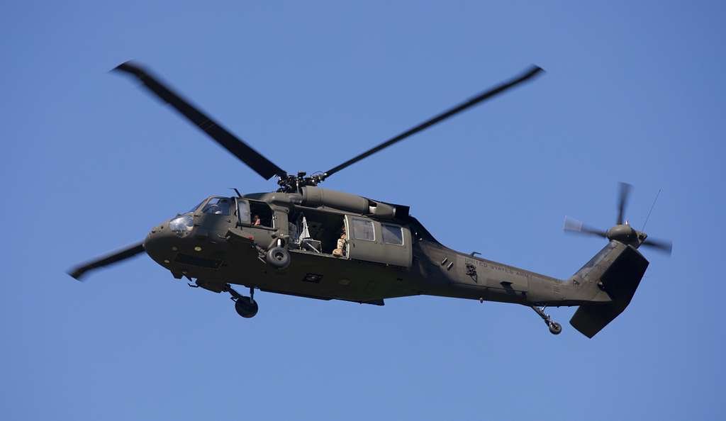 A U.s. Army Black Hawk Helicopter Flys Over Castle - Nara & Dvids 