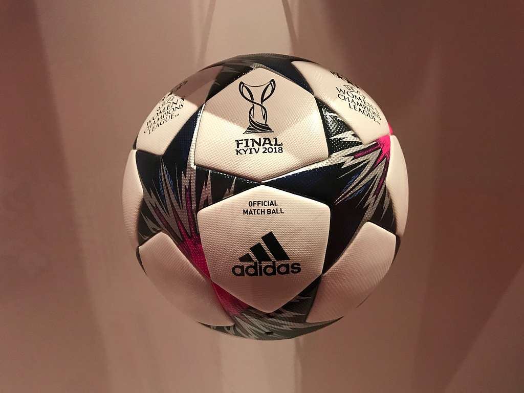 Ballon de la finale de la Champions League féminine 2018 - PICRYL