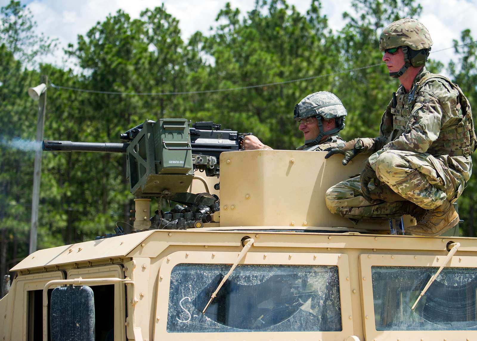 U.S. Army Soldiers Attending The 31B (Military Police) - NARA & DVIDS ...