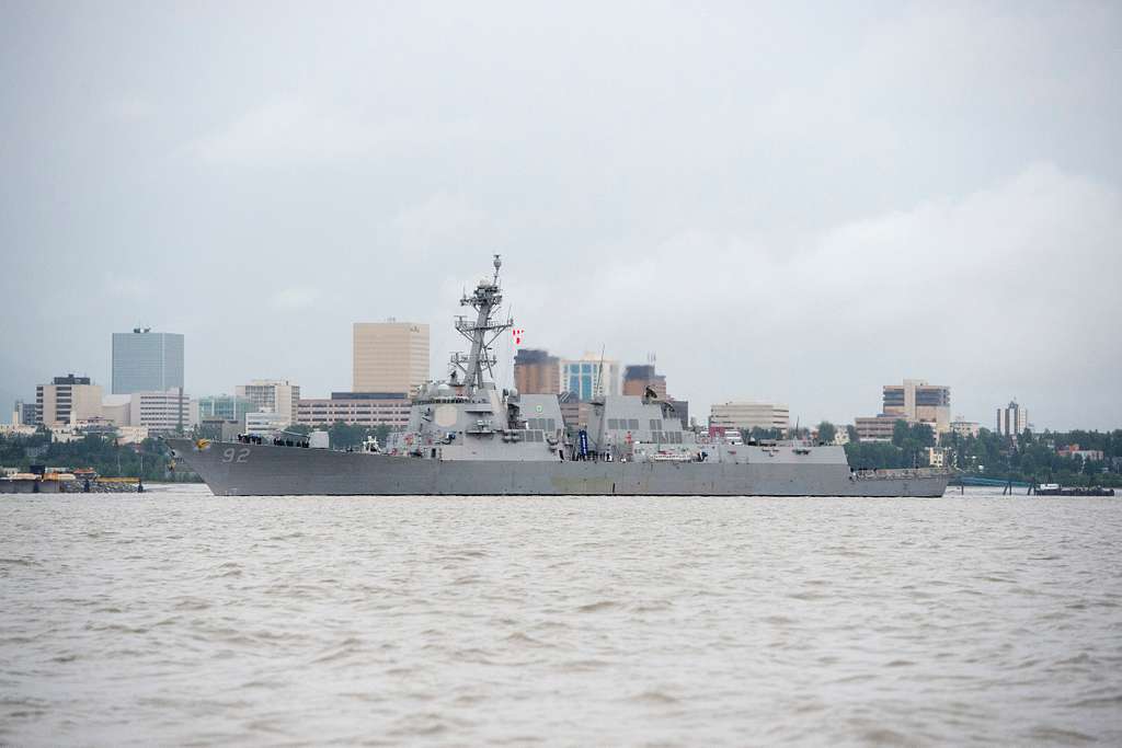 The Arleigh Burke-class guided-missile destroyer USS - PICRYL - Public ...