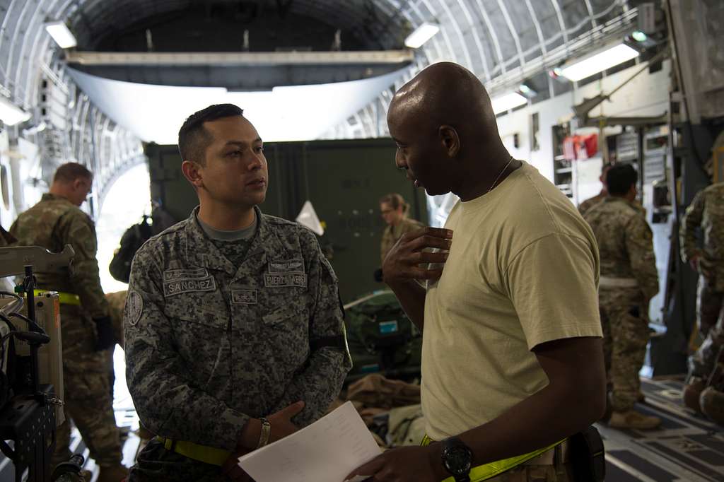 A Colombian Air Force Airman and U.S. Air Force Maj. - NARA & DVIDS ...