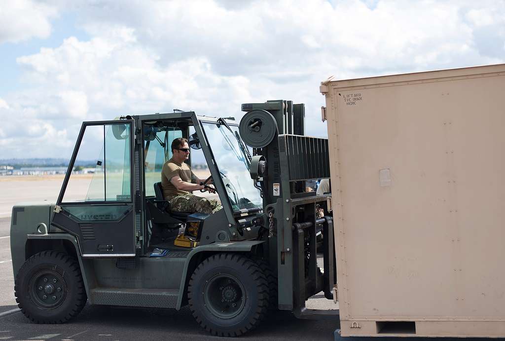 Airmen of the 125th Special Tactics Squadron deploy - PICRYL - Public ...