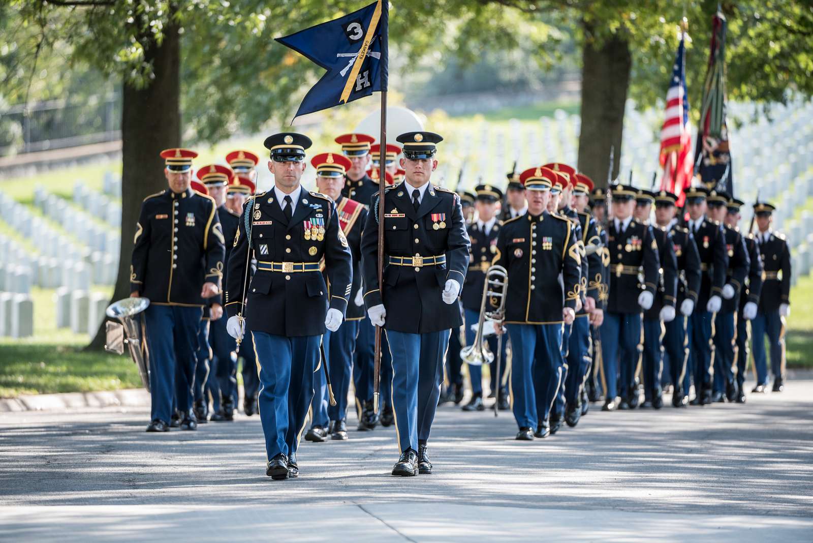 Soldiers from the 3d U.S. Infantry Regiment (Old Guard) - NARA & DVIDS ...