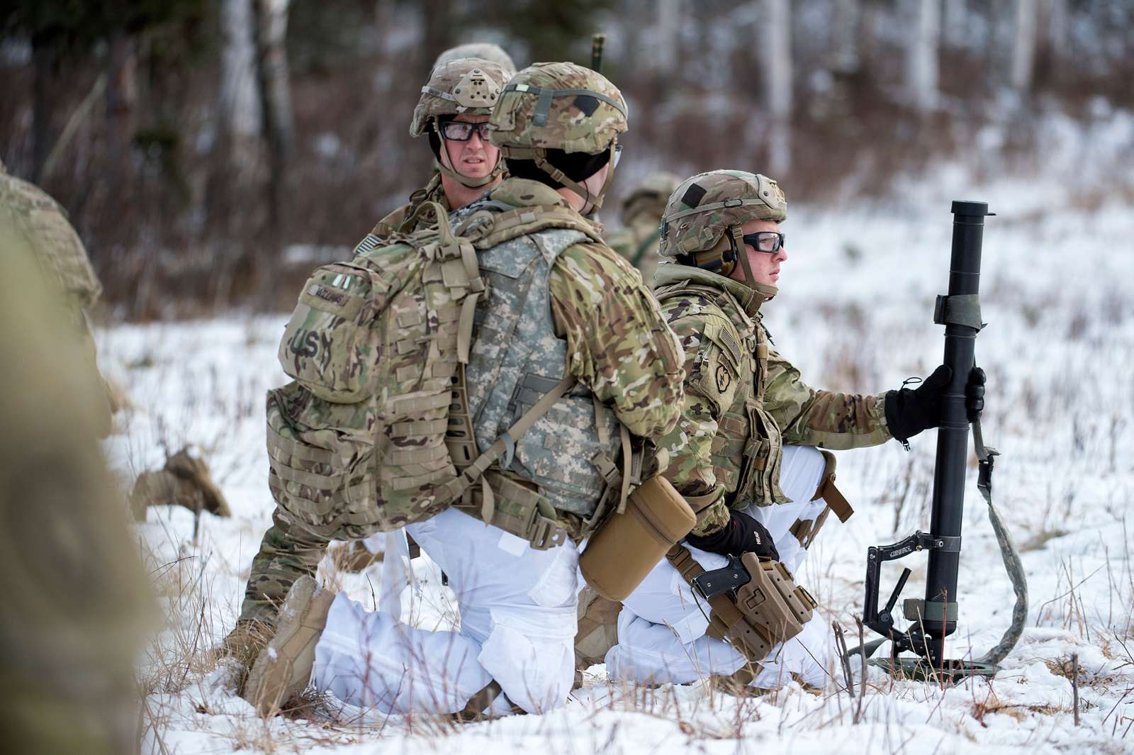 An Army mortar team assigned to Blackfoot Company, - NARA & DVIDS ...