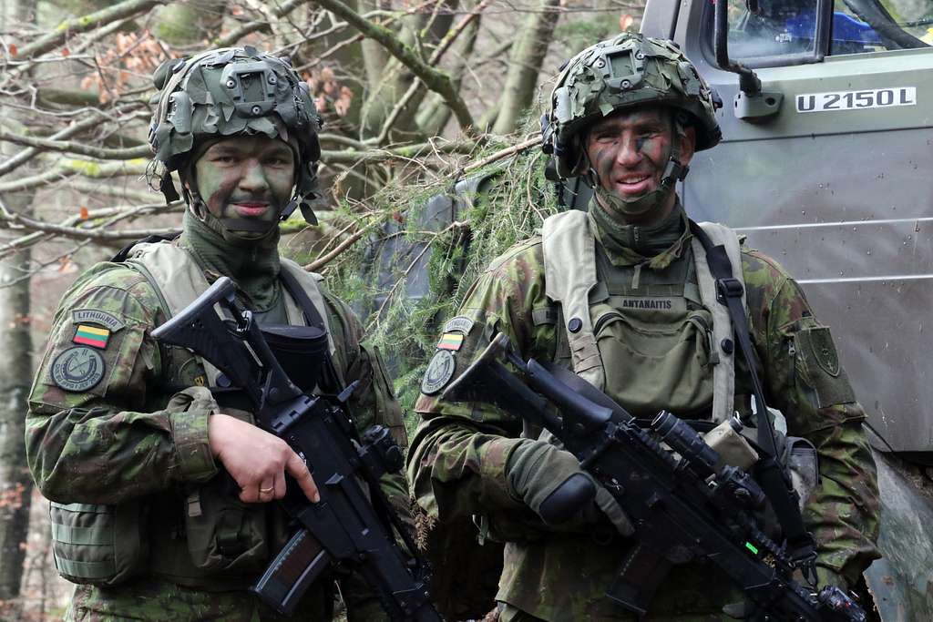 Lithuanian Soldiers stand ready at their tactical position - PICRYL ...