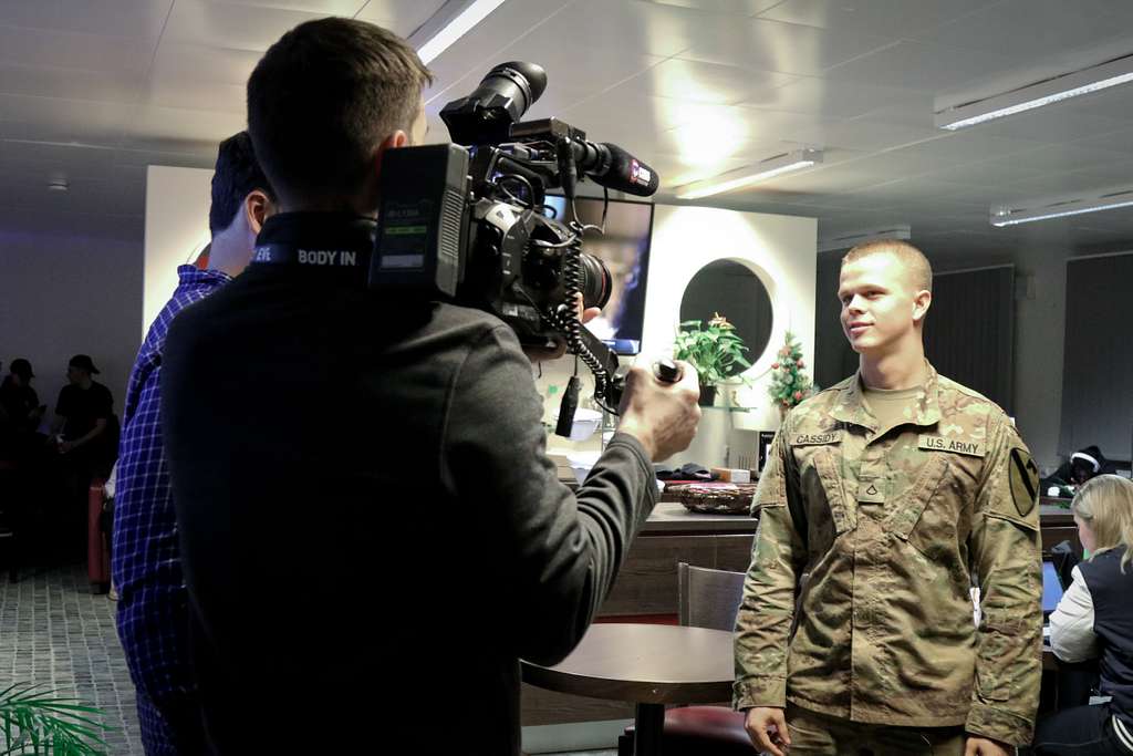 DVIDS - Images - US Soldiers meet Chicago Cubs mascot at Camp Aachen [Image  4 of 4]