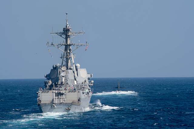 The guided-missile destroyer USS Spruance (DDG 111) - PICRYL - Public ...