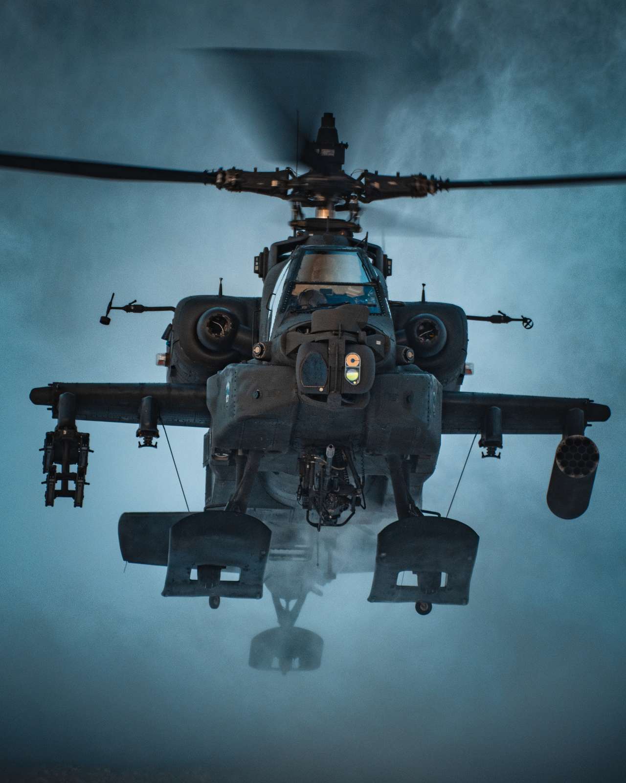 U.S. Army AH-64D Apache Longbow Attack Helicopter Assigned - NARA ...