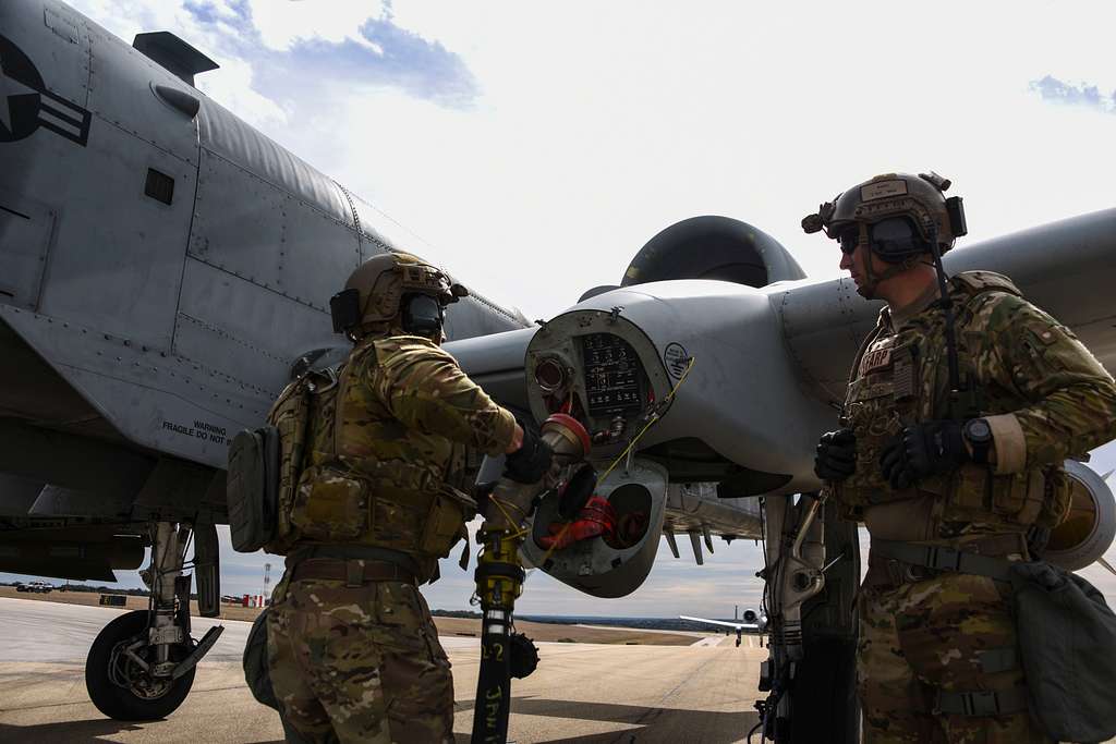 U.S. Air Force Staff Sgt. Matthew Lara and Staff Sgt. - PICRYL Public ...