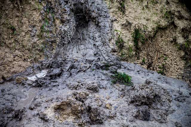 a-rainstorm-causes-a-mudslide-to-happen-on-rattlesnake-nara-dvids