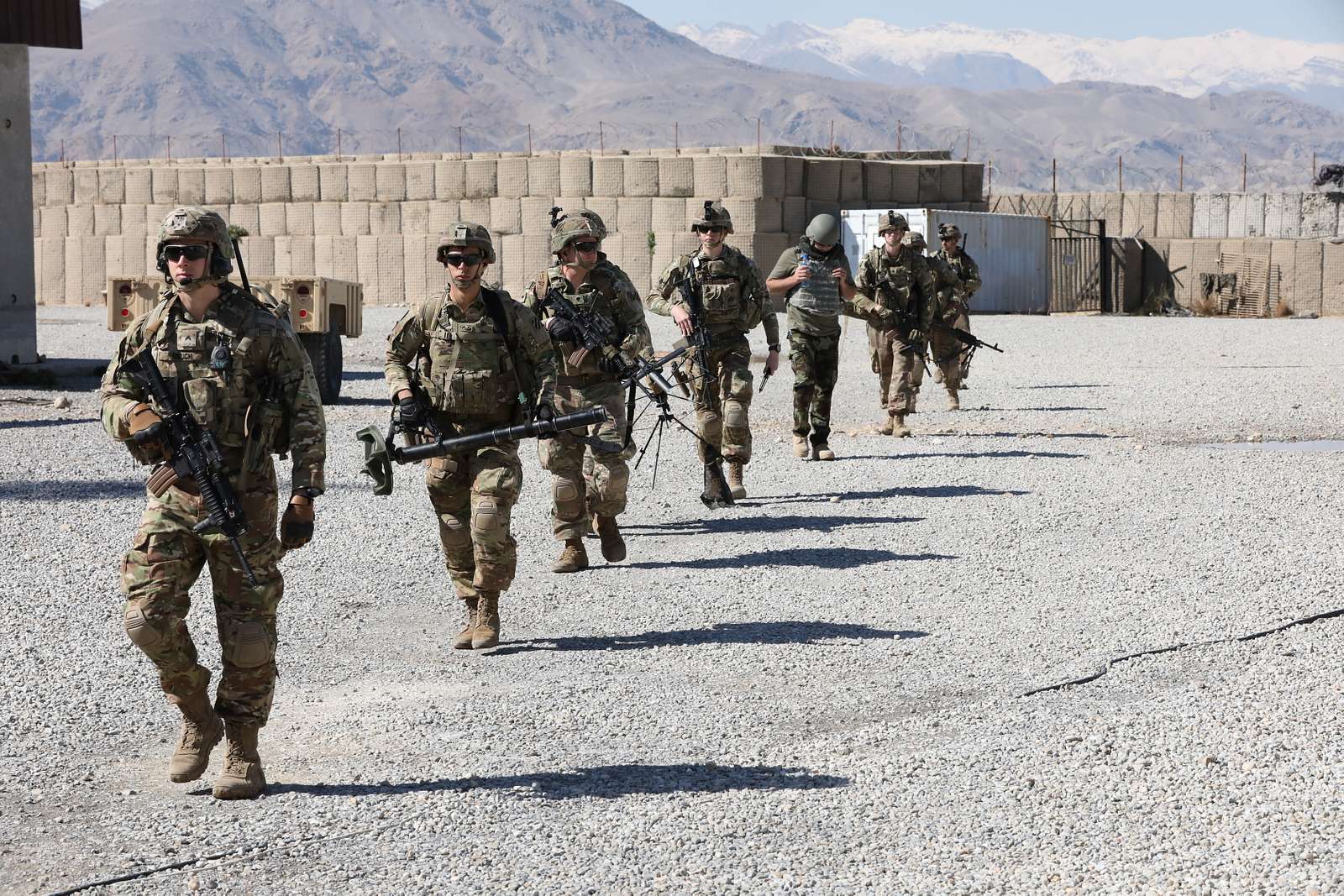 Soldiers From The 1-108th Cavalry Regiment Of The 48th - NARA & DVIDS ...