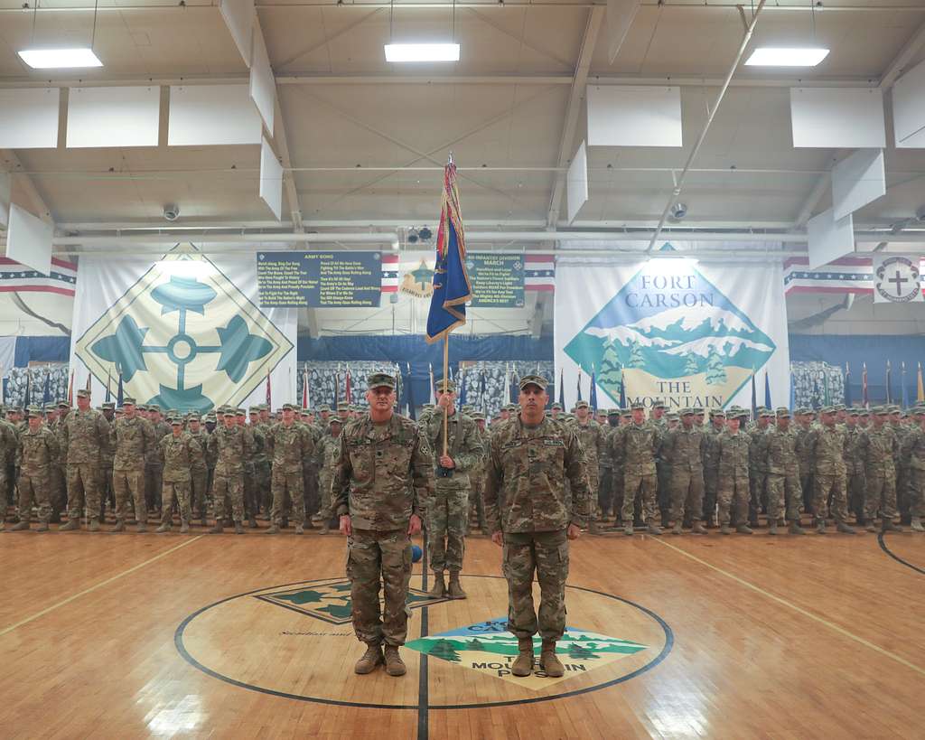 Lt. Col. Timothy Jaeger and Command Sgt. Maj. Ruben - PICRYL Public ...