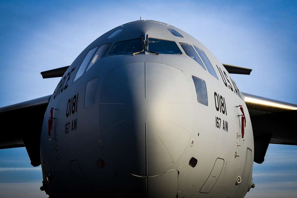 A C-17 Globemaster III sits on a flightline March 19, - NARA & DVIDS ...