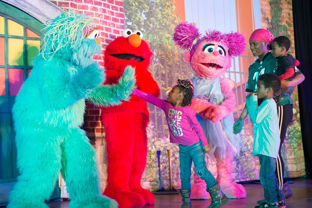 How to Get Cast on 'Sesame Street