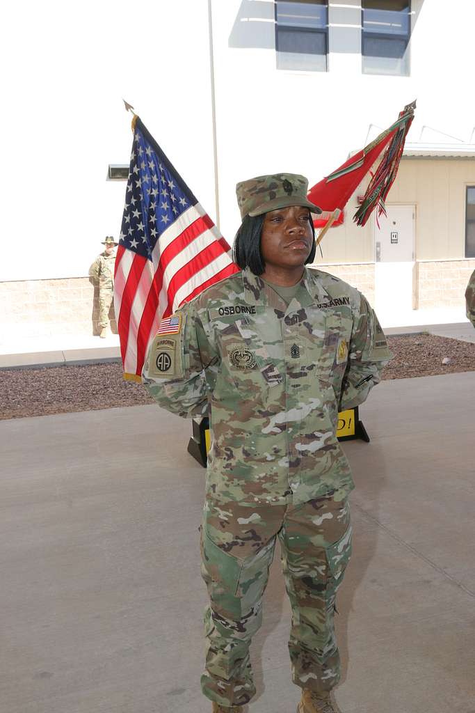 DVIDS - Images - Flag-holding Ceremony at Kansas City Chiefs Salute to  Service Game [Image 2 of 8]