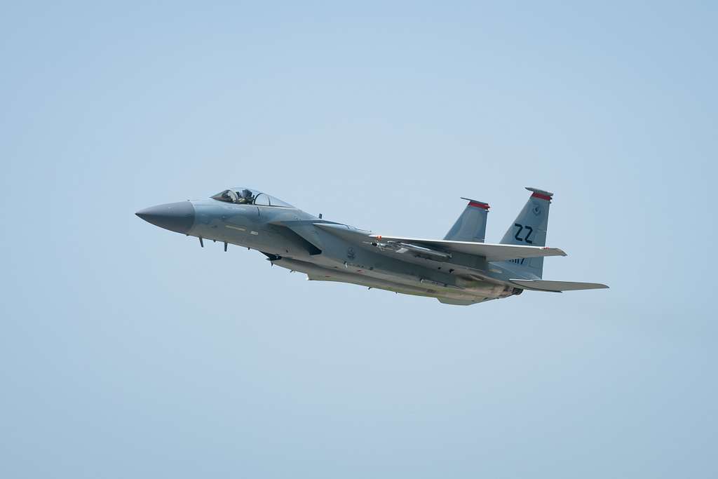 An F-15C Eagle takes off from Kadena Air Base, Japan, - NARA & DVIDS ...