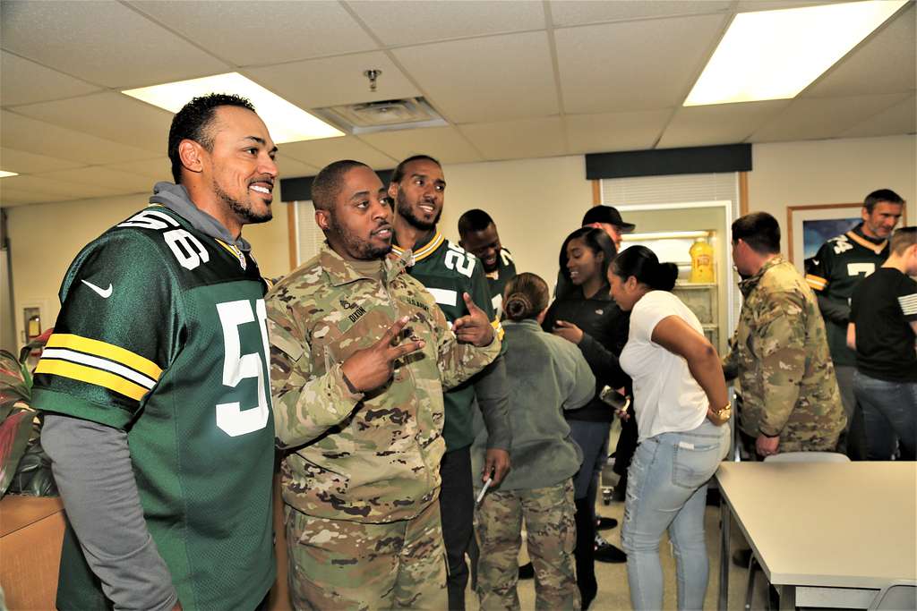 Packers Tailgate Tour visits high schoolers in central Wisconsin