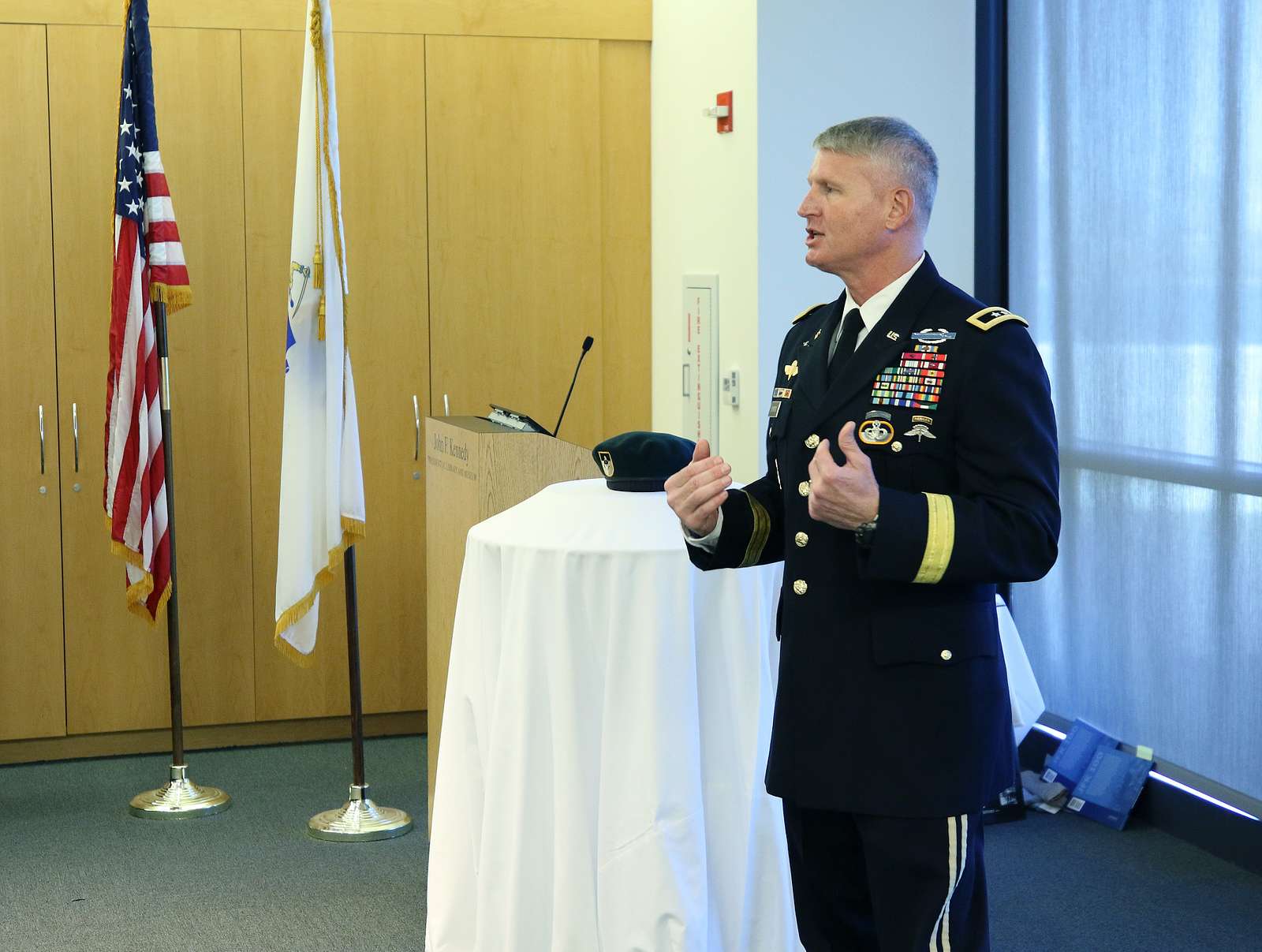 1st TSC conducts mass reenlistment at Cardinal Stadium, Article