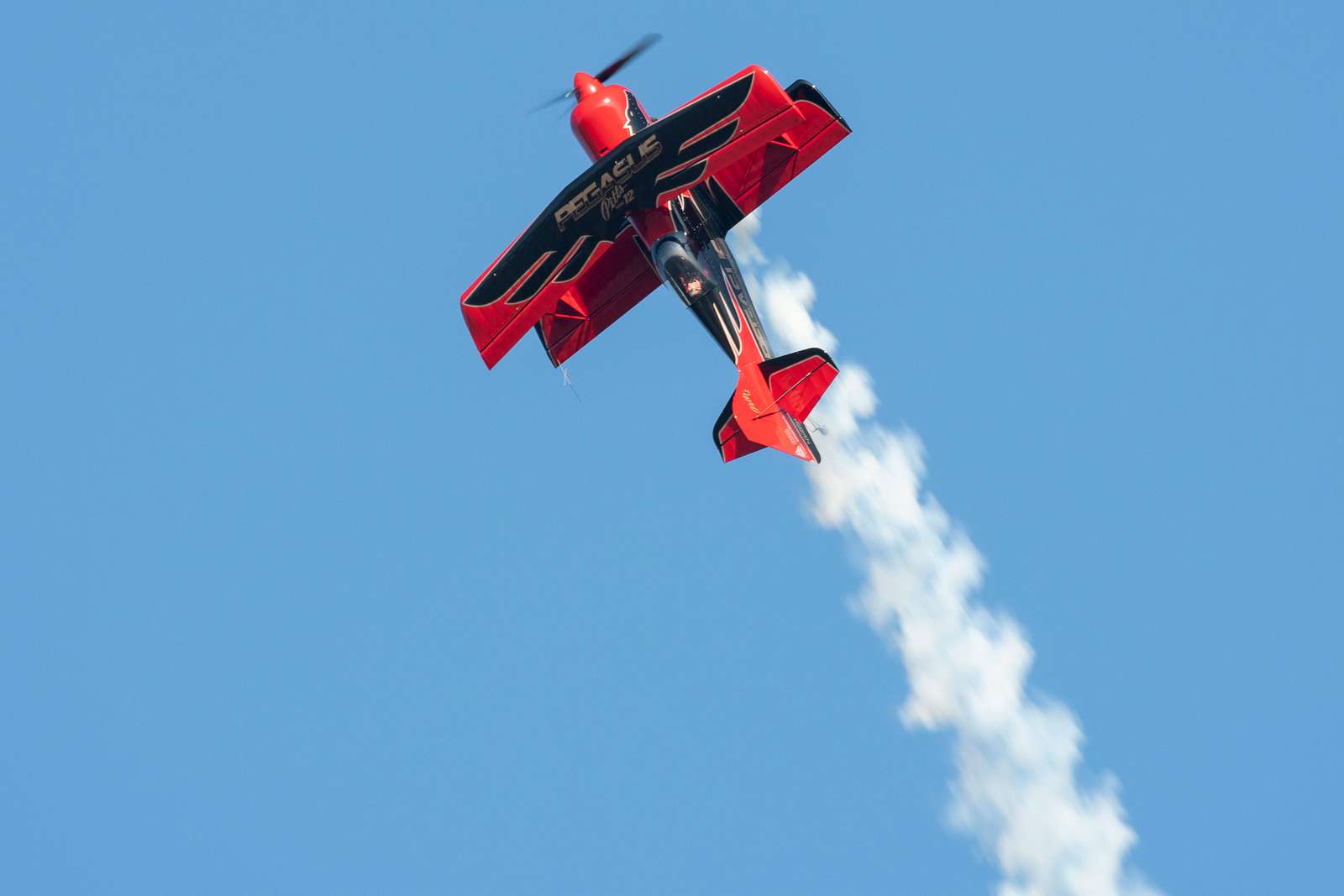 Jeremy Holt pilots his Pitts Model-12 Pegasus aircraft - NARA & DVIDS ...