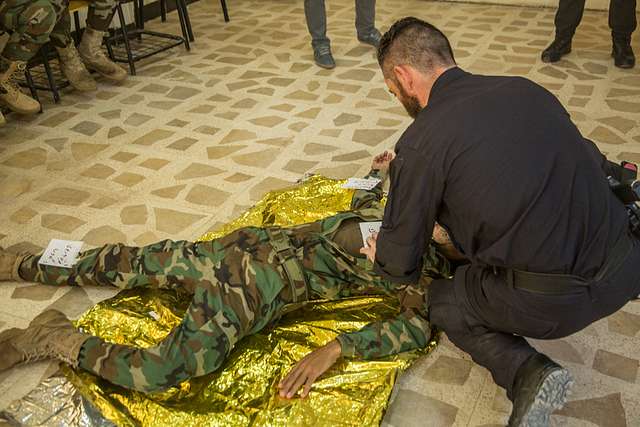 Italian Carabinieri instructors lead Peshmerga soldiers - PICRYL - Public  Domain Media Search Engine Public Domain Search