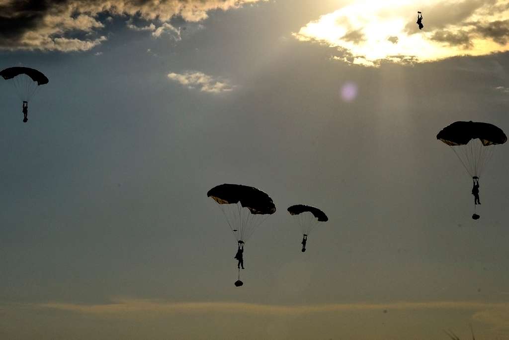 Jump boots Italian Army Paratroopers Folgore Brigade extr