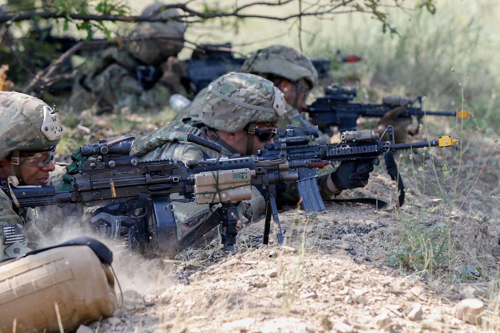 U.S. Army paratroopers assigned to the 2nd Brigade - NARA & DVIDS ...