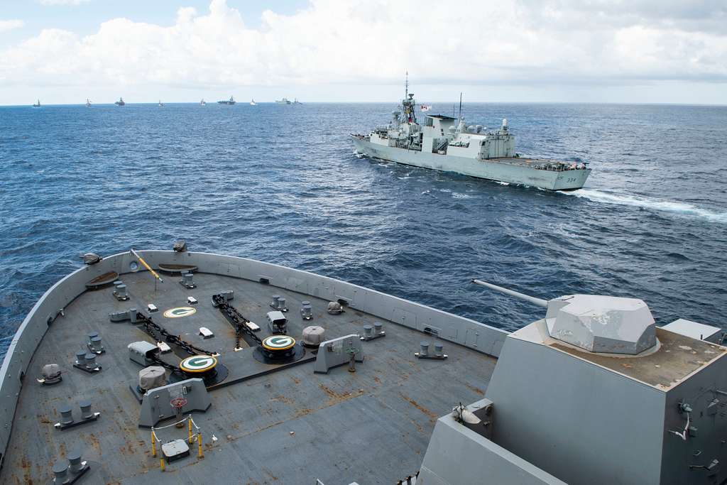 Amphibious transport Dock (LPD)USS San Antonio. HMCS Vancouver FFH-331 Halifax class Frigate.