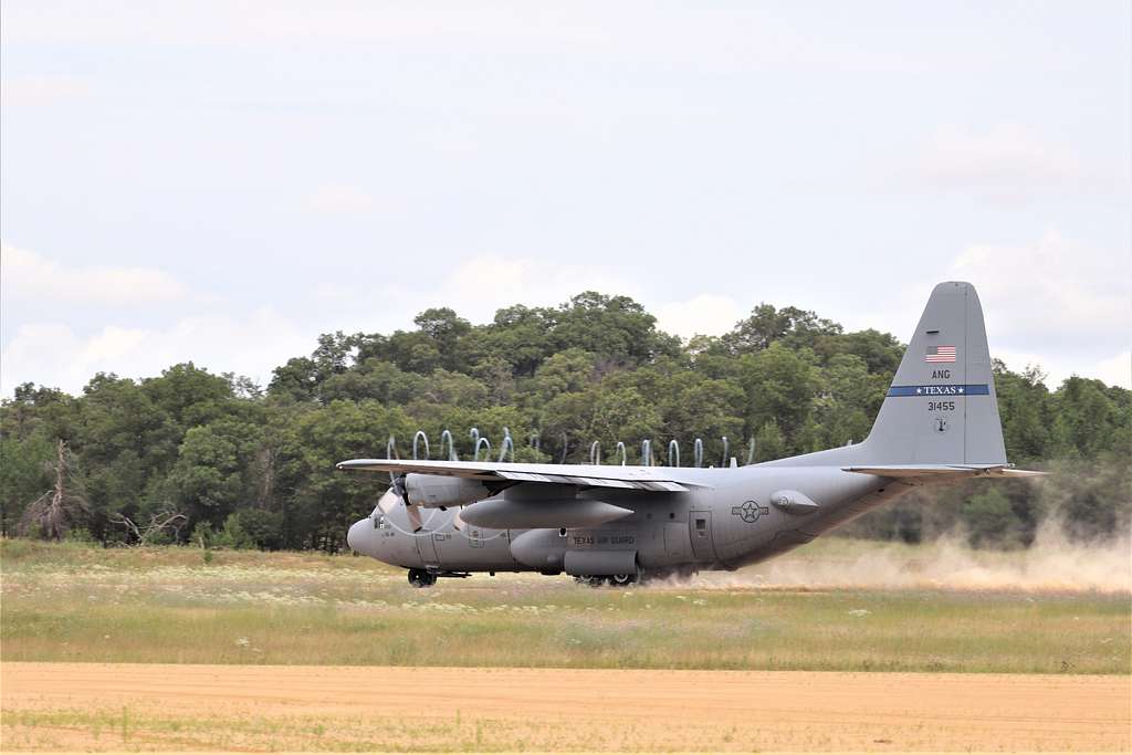 An aircrew operates a C-130H Hercules with the 136th - NARA & DVIDS ...