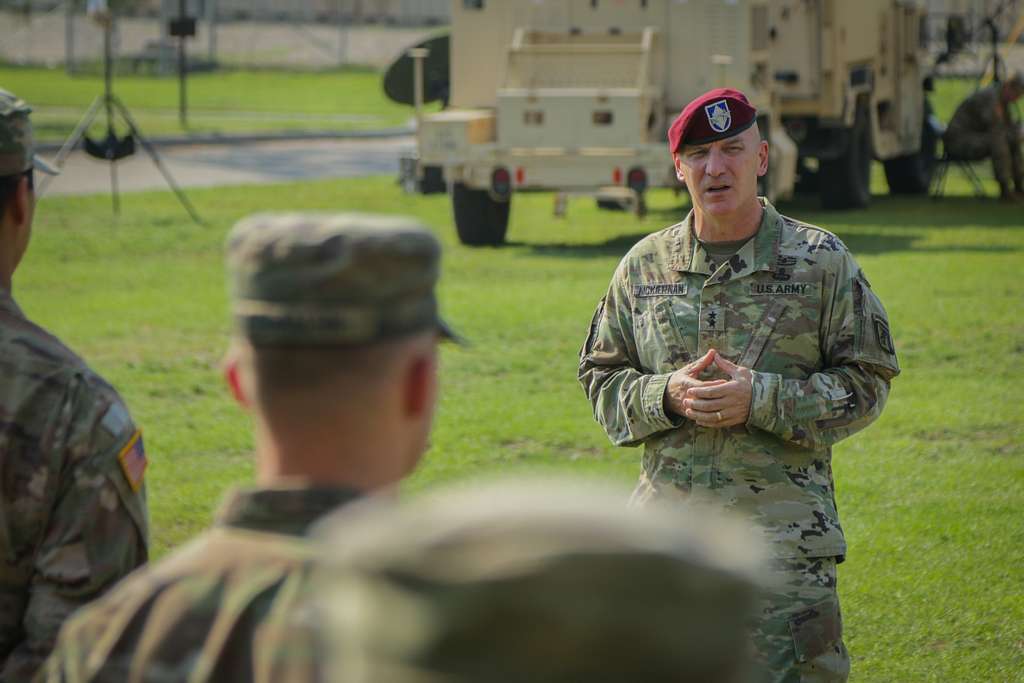 Deputy Commanding General of the XVIII Airborne Corps - NARA & DVIDS ...