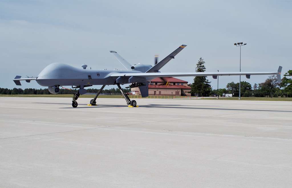 An MQ-9 Reaper assigned to the 214th Attack Group, - NARA & DVIDS ...