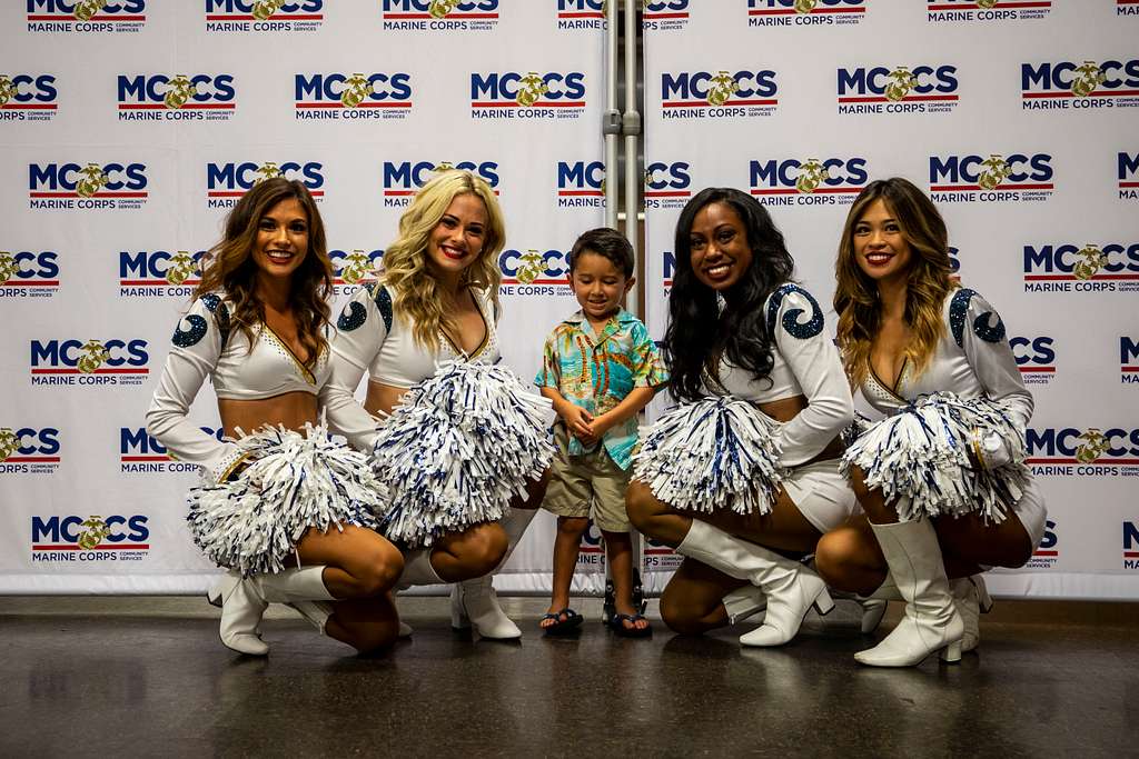 Rams Cheerleaders  Los Angeles Rams 