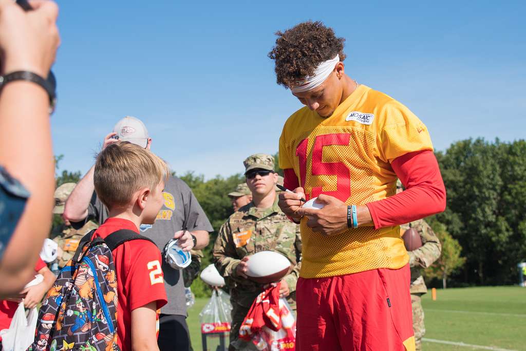 DVIDS - Images - Kansas City Chiefs host military appreciation day during  training camp [Image 4 of 5]