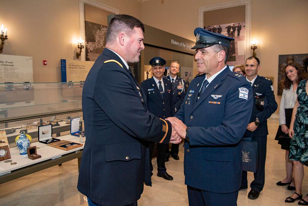 DVIDS - Images - AFDW Commander and Command Chief at the